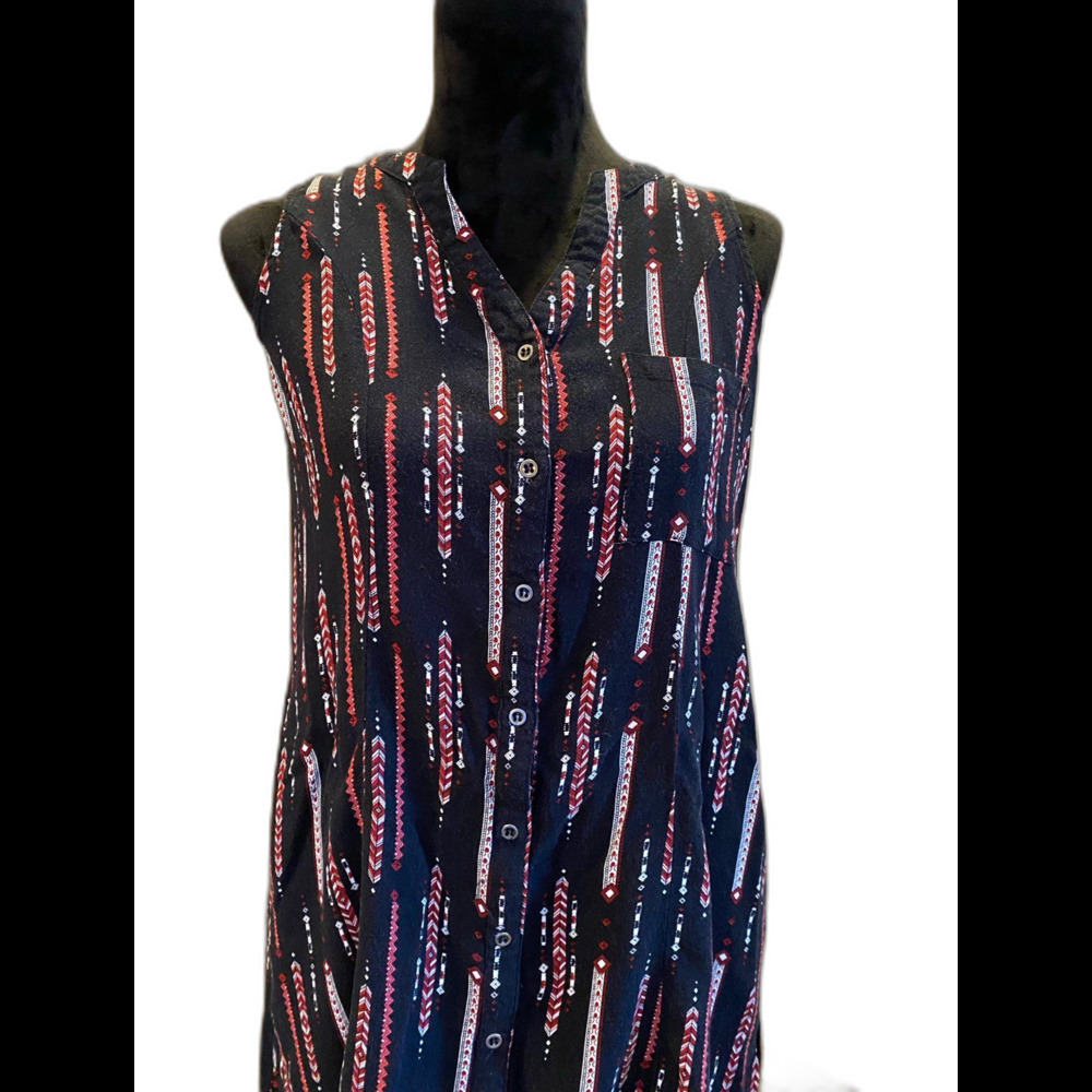 Staccato‎ Blouse  Size Small Tunic  Extra Long Black Pattern Sleeveless Top